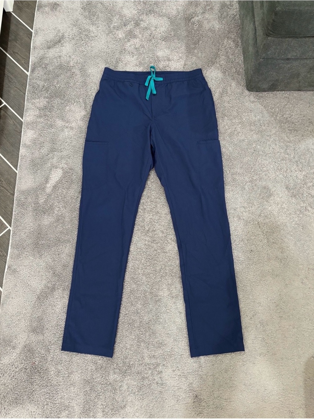 Men’s Medium FIGS Navy Blue Scrub Pants